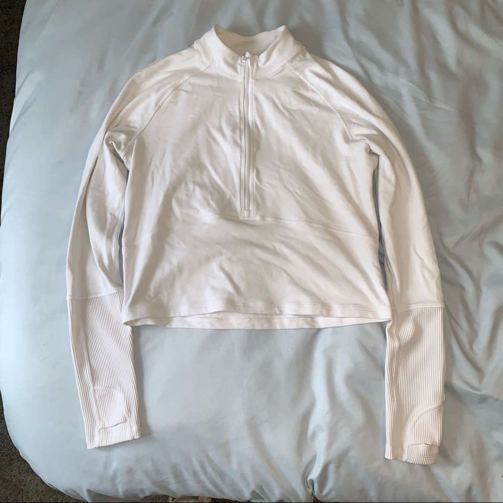 Lululemon It’s Rulu along Sleeve